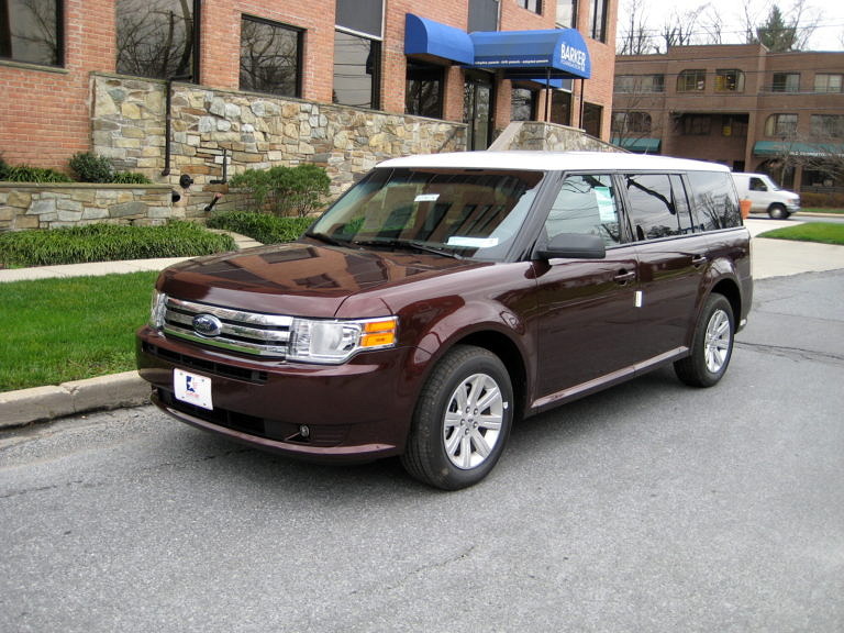 Review: 2010 Ford Flex SE